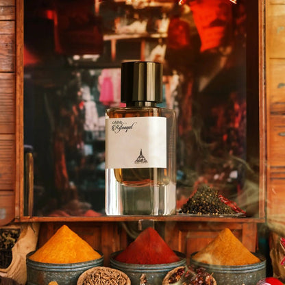 Rifaaqat unisex oriental perfume black pepper saffron vanilla